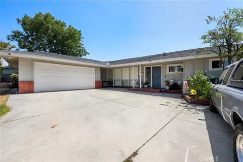 1458 N Mountain Ave, Claremont, CA 91711