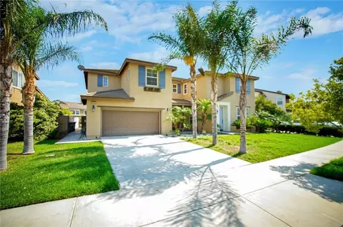 6678 French Trotter Dr, Eastvale, CA 92880