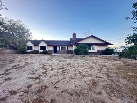18540 Seaforth St, Hesperia, CA 92345