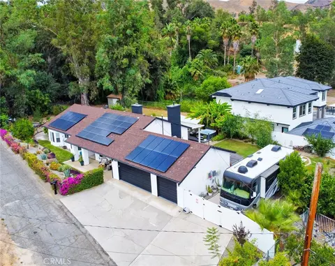 3815 Jeffers Rd, San Bernardino, CA 92404