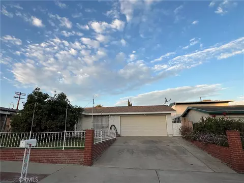 9688 Kewen Ave, Pacoima, CA 91331