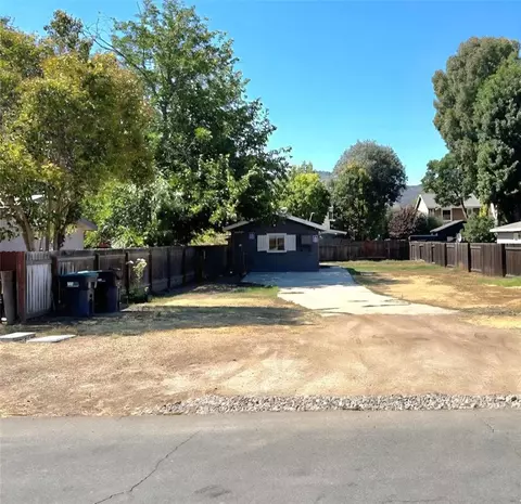 24721 4th St, Murrieta, CA 92562