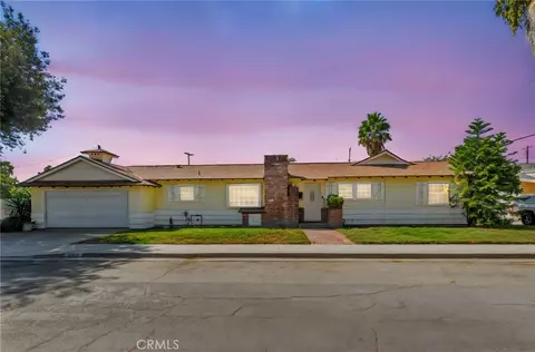 6985 Malibu Dr, Riverside, CA 92504