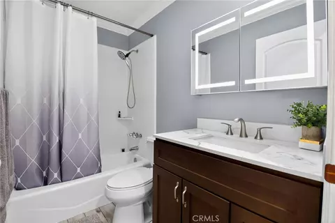 Bath - 8316 Cherokee Dr, Downey, CA 90241 photo 4 of 4