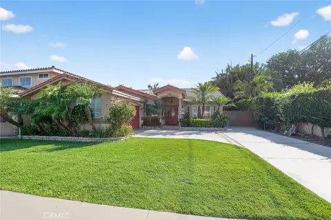 Exterior - 8316 Cherokee Dr, Downey, CA 90241 photo 4 of 4