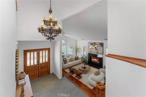 Entry Way - 1011 Rodeo Rd, Arcadia, CA 91006 photo 3 of 4