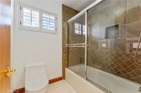 Bath - 1011 Rodeo Rd, Arcadia, CA 91006 photo 6 of 6