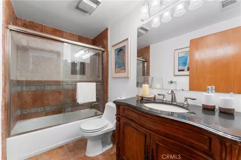 Bath - 1011 Rodeo Rd, Arcadia, CA 91006 photo 1 of 6