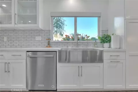 1862 Bonnie Brae, Pomona, CA 91767