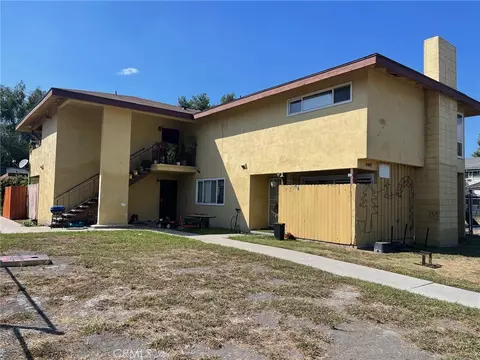 2405 Angela St, Pomona, CA 91766