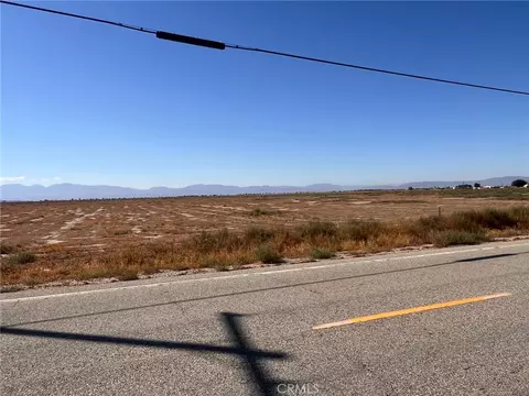10541 E Avenue H, Lancaster, CA 93535 photo 5