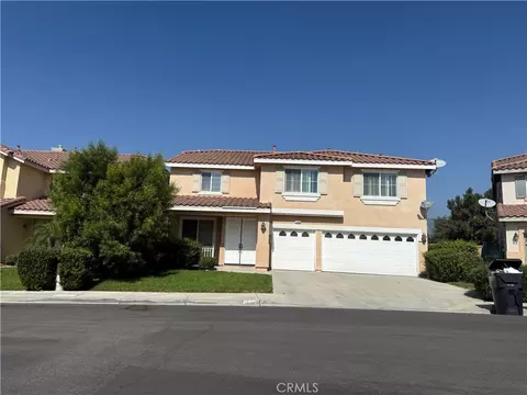 16448 Los Coyotes St, Fontana, CA 92336