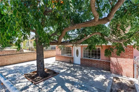6415 Etiwanda, Jurupa Valley, CA 91752