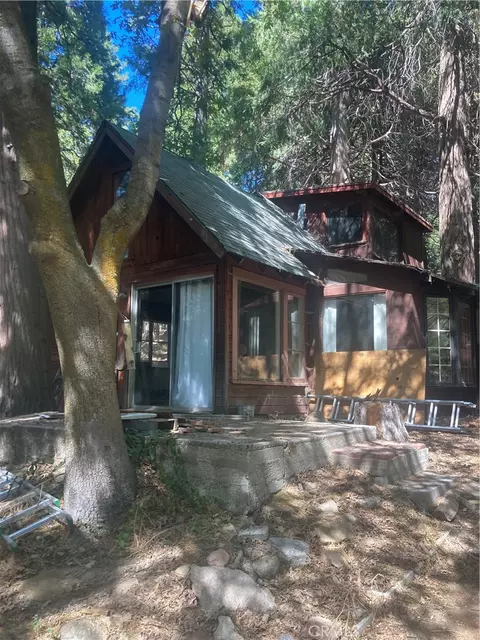 1108 Jupiter Way, Crestline, CA 92325