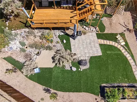 Exterior - 6284 Apple Vista Dr, Wrightwood, CA 92397 photo 2 of 25