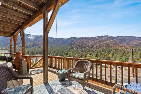 Exterior - 6284 Apple Vista Dr, Wrightwood, CA 92397 photo 7 of 25