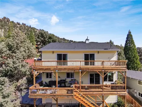 6284 Apple Vista Dr, Wrightwood, CA 92397