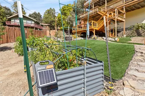 Exterior - 6284 Apple Vista Dr, Wrightwood, CA 92397 photo 19 of 25