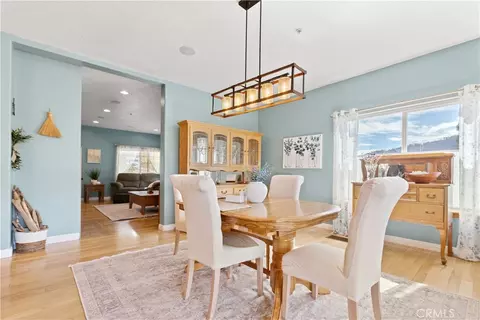 Dining - 6284 Apple Vista Dr, Wrightwood, CA 92397 photo 2 of 2