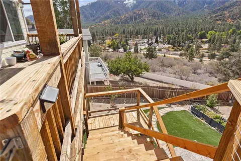 Exterior - 6284 Apple Vista Dr, Wrightwood, CA 92397 photo 11 of 25