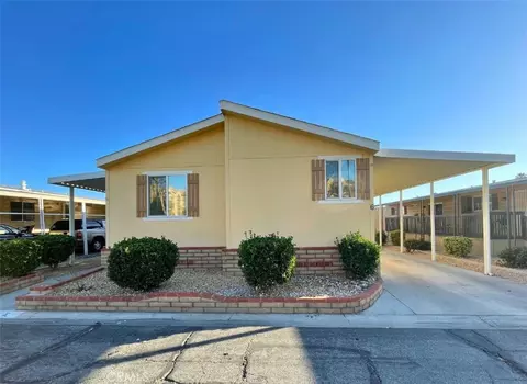 2205 W Acacia Ave #6, Hemet, CA 92545