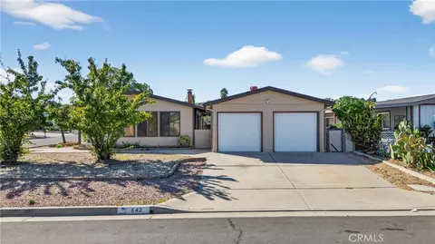 642 Roadrunner Way, Perris, CA 92570 photo 2