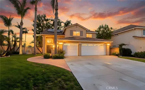 702 Oakcrest Ave, Brea, CA 92821