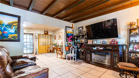 4656 Floral, Los Angeles, CA 90022