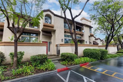 25 Stony Point Pl, Pomona, CA 91766