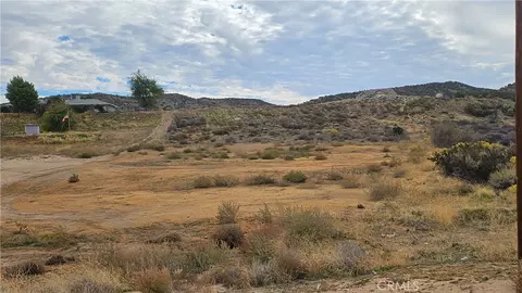 0 Silverwood St, Hesperia, CA 92345