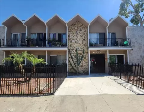 14696 Rayen, Panorama City, CA 91402
