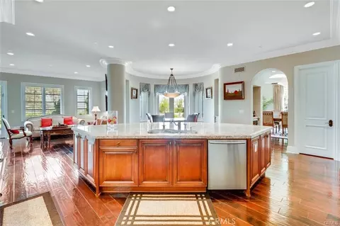 Kitchen - 21 Ridgeview, Irvine, CA 92603 photo 4 of 5