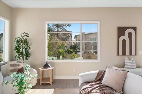 Living - 157 Scale, Irvine, CA 92618 photo 3 of 3