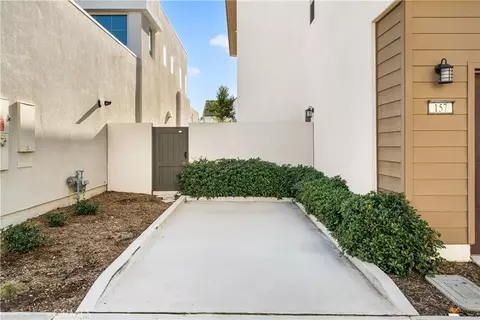 Exterior - 157 Scale, Irvine, CA 92618 photo 13 of 14