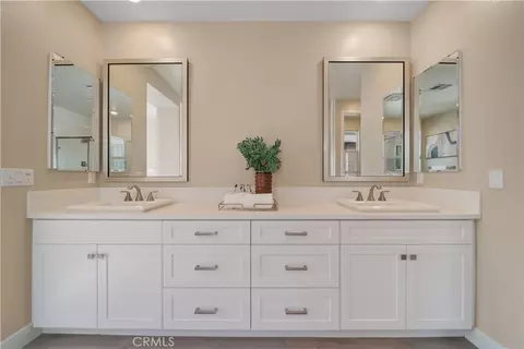 Entry Way - 157 Scale, Irvine, CA 92618 photo 14 of 16