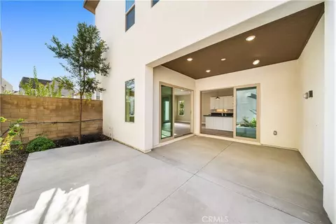 Exterior - 157 Scale, Irvine, CA 92618 photo 10 of 14
