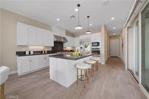 Entry Way - 157 Scale, Irvine, CA 92618 photo 3 of 16