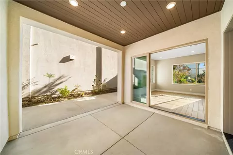 Exterior - 157 Scale, Irvine, CA 92618 photo 9 of 14