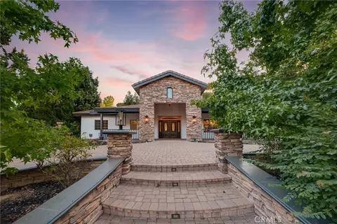 235 Verbena Ln, Brea, CA 92823