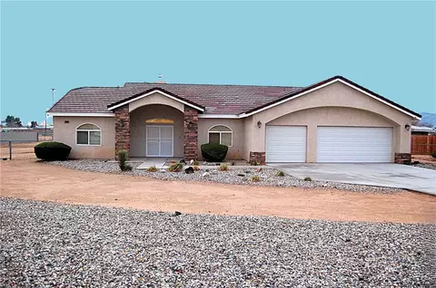 12999 Algonquin St, Apple Valley, CA 92308