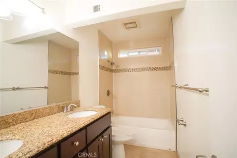 Bath - 15137 Gundry Ave #F, Paramount, CA 90723 photo 1 of 2