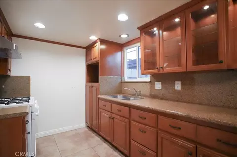 Kitchen - 15137 Gundry Ave #F, Paramount, CA 90723 photo 1 of 1