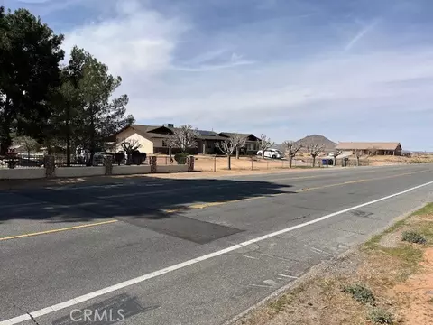 7 Navajo, Apple Valley, CA 92307