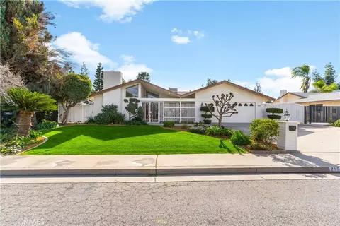 2108 Glendon Ct, Bakersfield, CA 93309