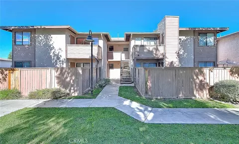 1315 Massachusetts Ave #204, Riverside, CA 92507