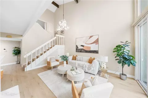 136 Pineview, Irvine, CA 92620