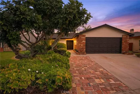 13822 Olive St, Westminster, CA 92683