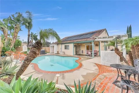 6266 Pathfinder Rd, Riverside, CA 92504