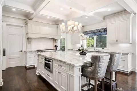 Kitchen - 450 Arbolada, Arcadia, CA 91006 photo 3 of 8