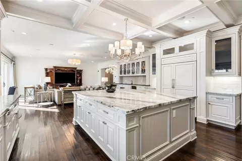 Kitchen - 450 Arbolada, Arcadia, CA 91006 photo 7 of 8